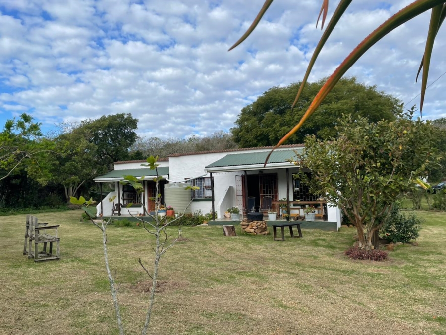 2 Bedroom Property for Sale in Bathurst Eastern Cape